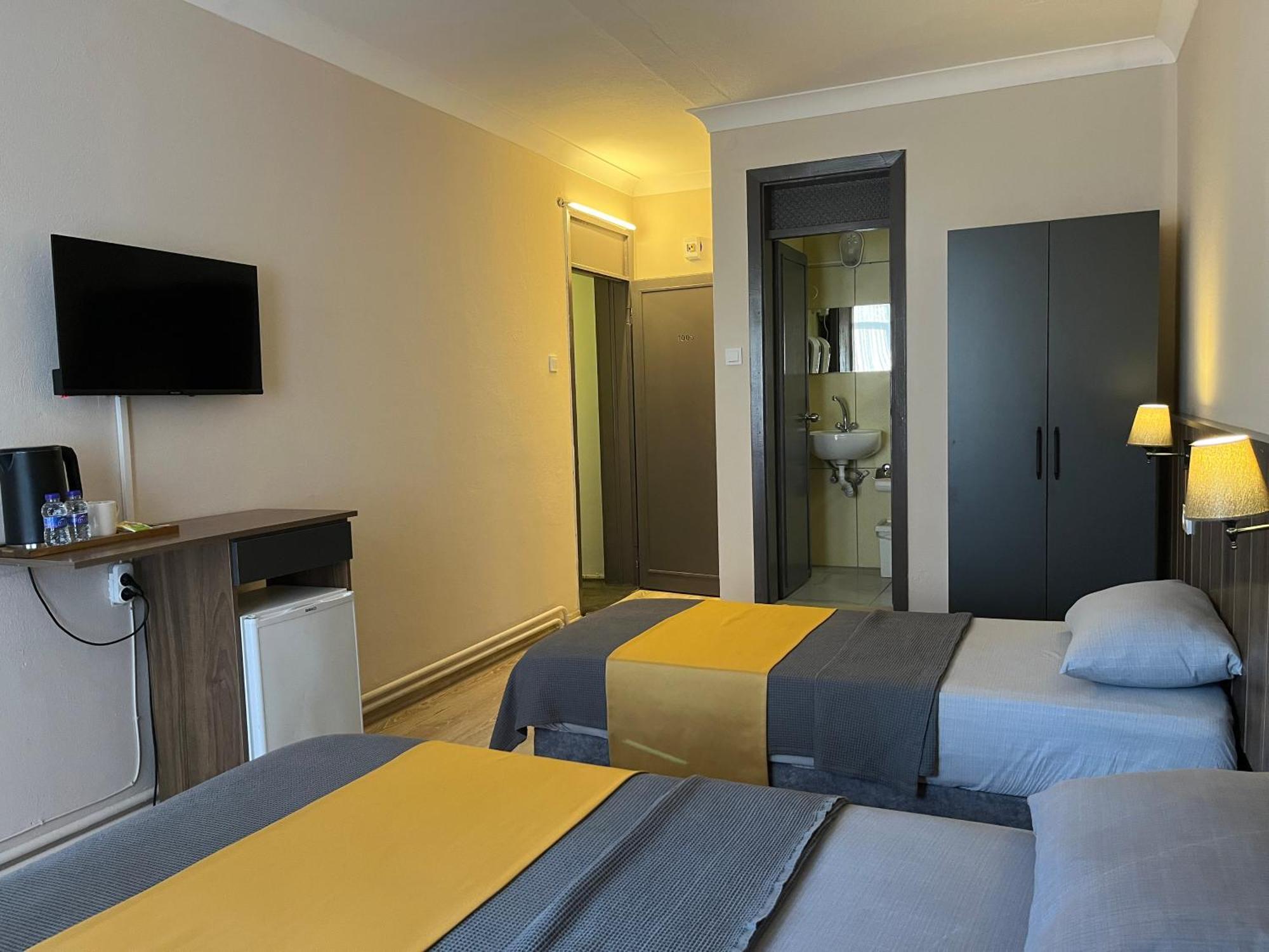 Cord Hotel & Resort เอเดรมิท ภายนอก รูปภาพ